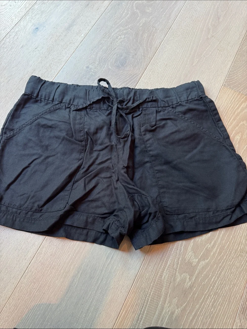 Women's Pull-On Drawstring Shorts - Black & Blue/Gray - Picture 2 of 6